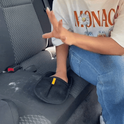 One swipe lifts stubborn fur from couches, cars & clothes-Pet Hair Removal Gloves
