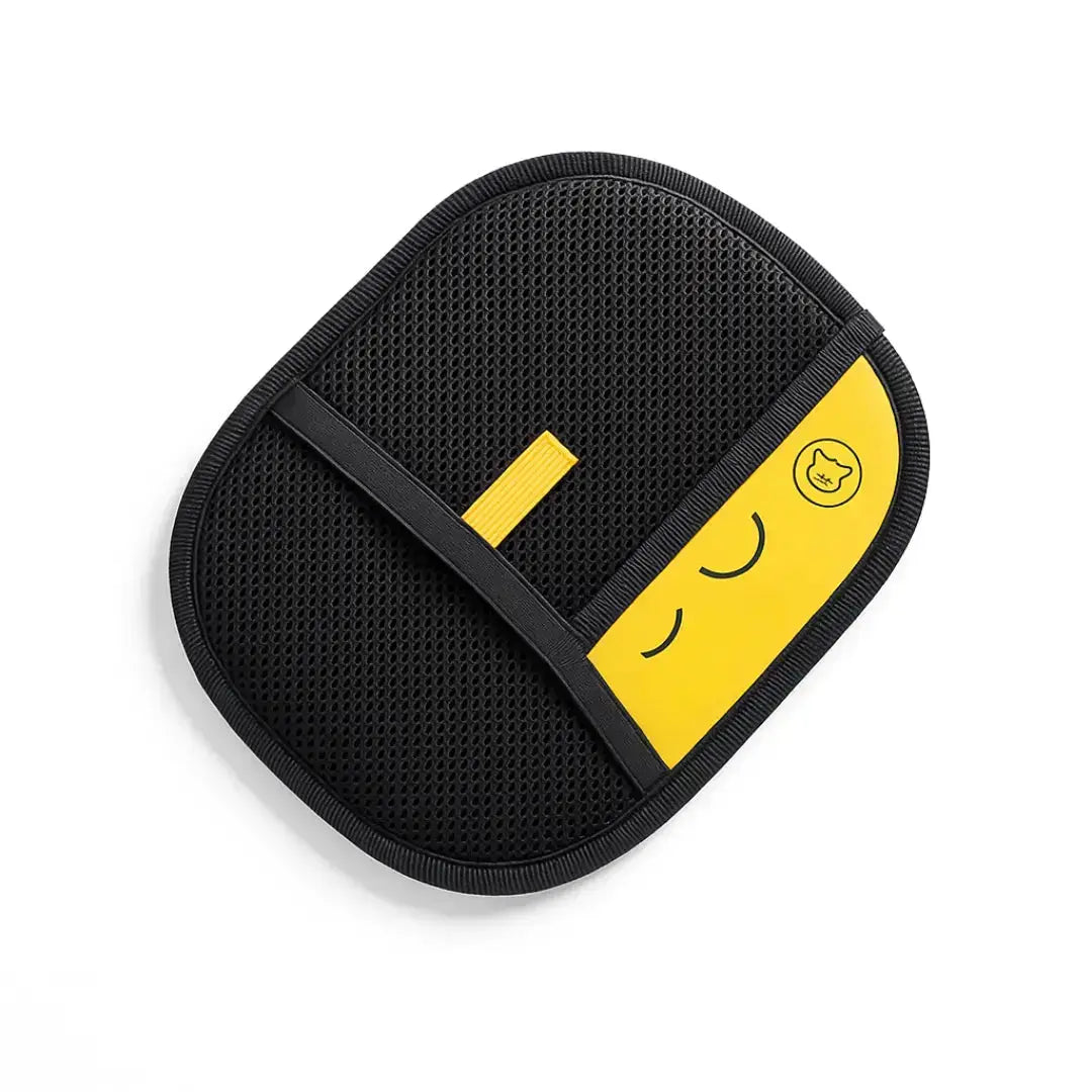 One swipe lifts stubborn fur from couches, cars & clothes-Pet Hair Removal Gloves